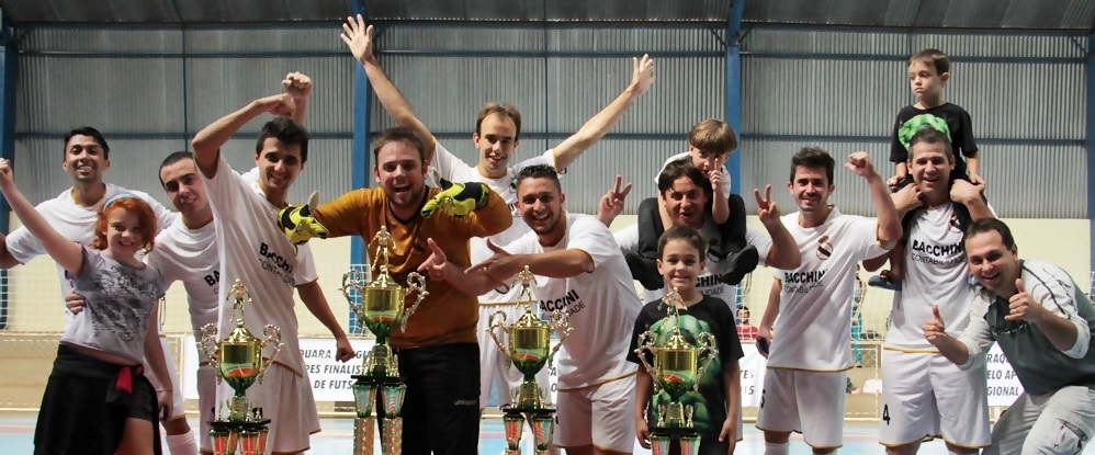 Bacchini Contabilidade se consagra o grande campeão do Torneio Regional de Futsal